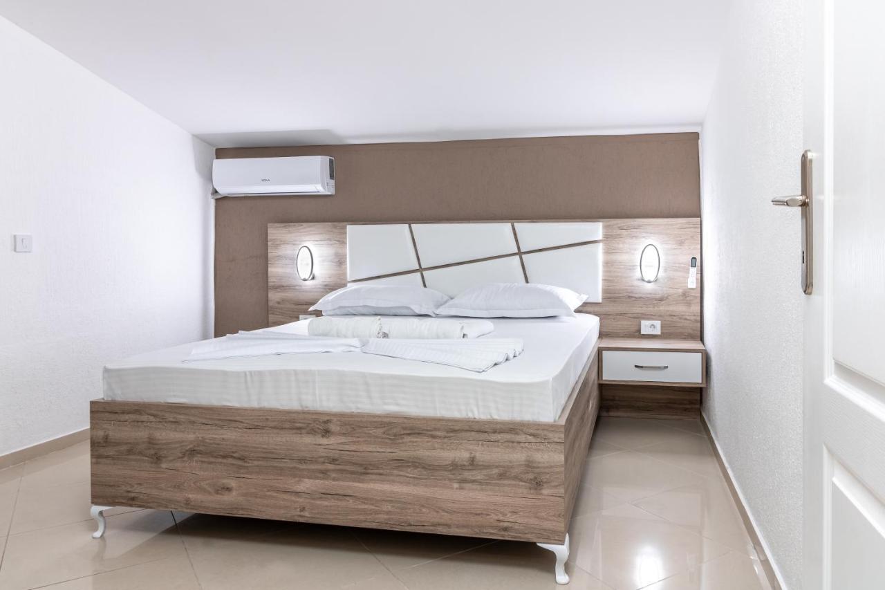 Apart-Hotel Prestige Улцинь Экстерьер фото