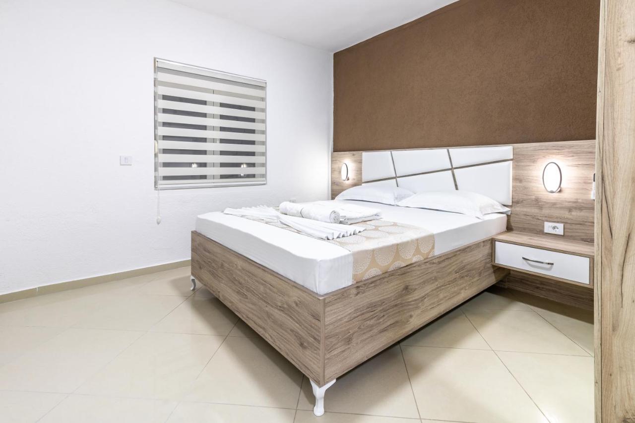 Apart-Hotel Prestige Улцинь Экстерьер фото